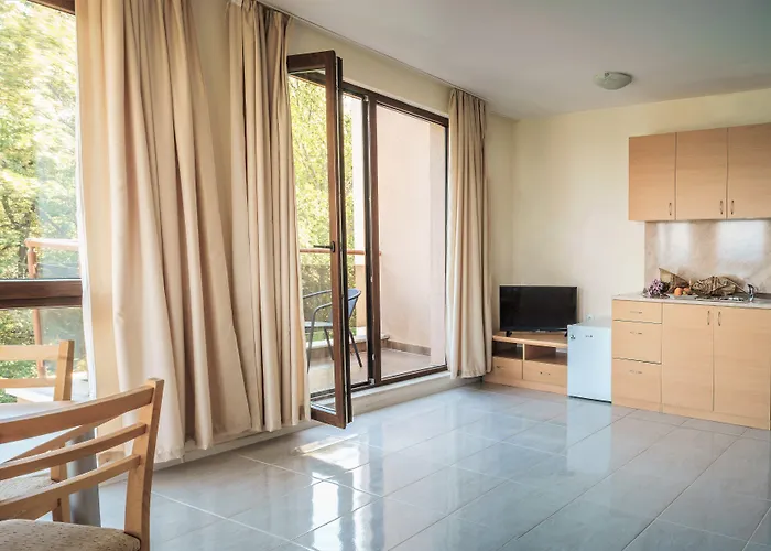 Апарт-отель Moreto Seaside 3*