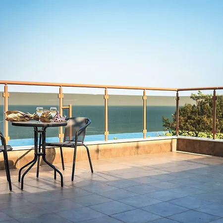 Moreto Seaside 3*