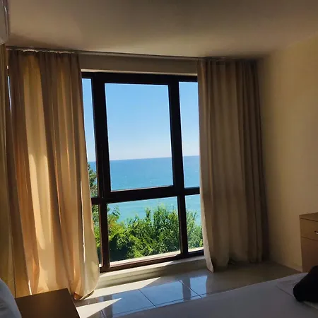 Moreto Seaside Апартхотел
