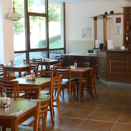 Moreto Seaside Lejlighedshotel 3*