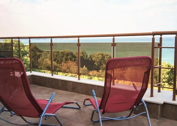 Moreto Seaside Aparthotel